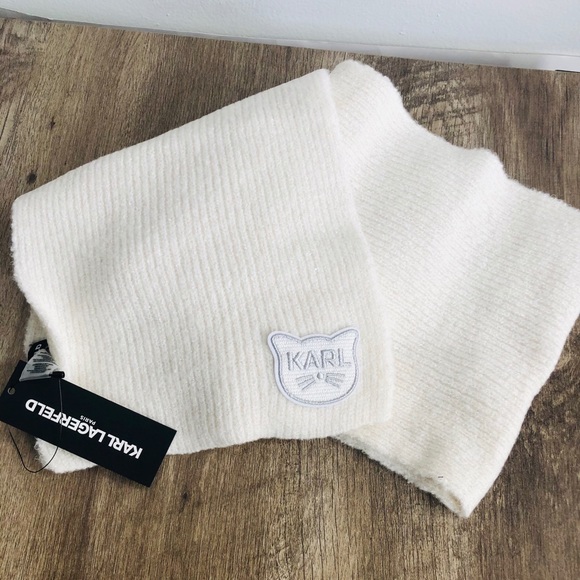 NWT Karl Lagerfeld white sparkle scarf - Picture 2 of 2
